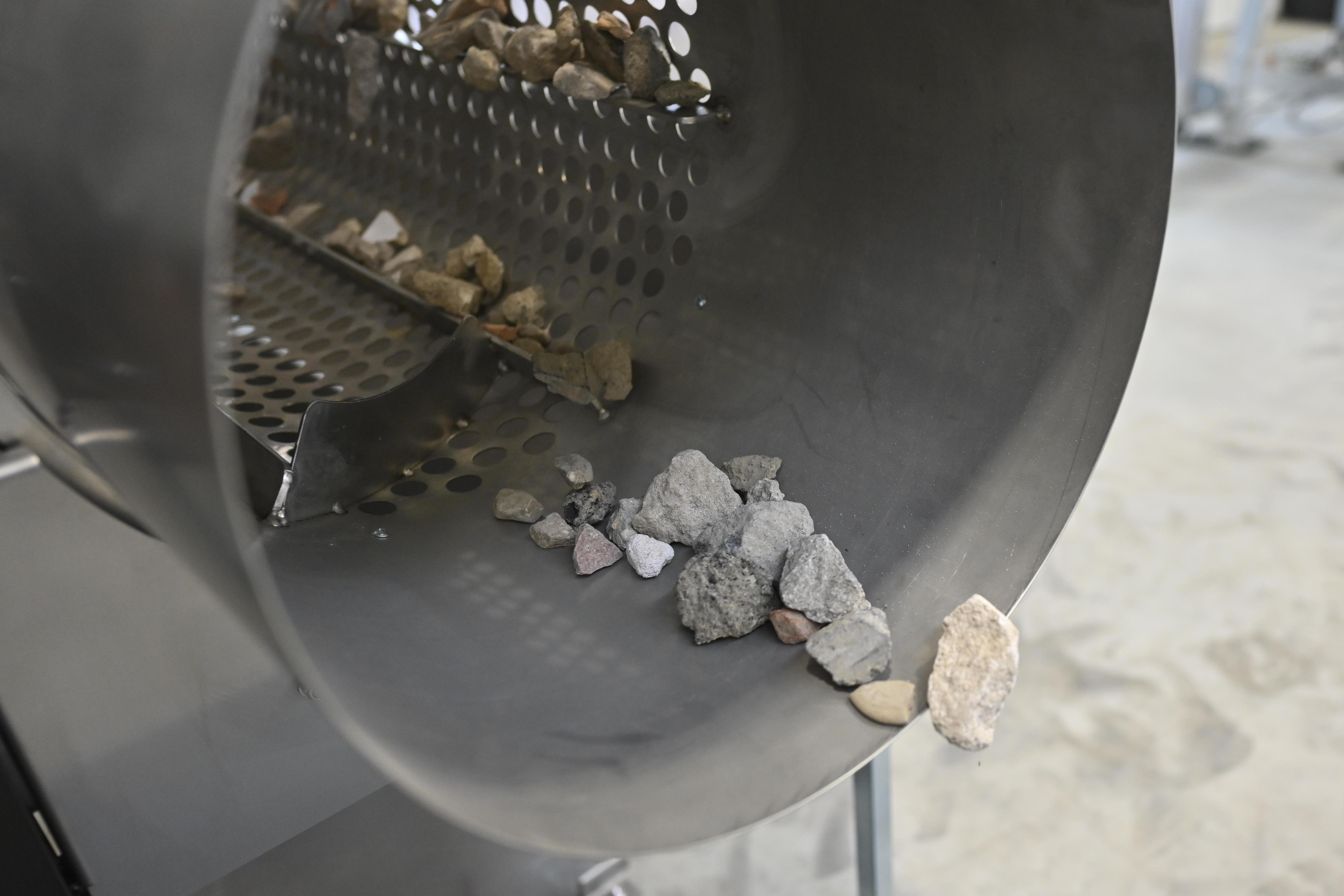 Forschungshalle Bauschuttaufbereitung